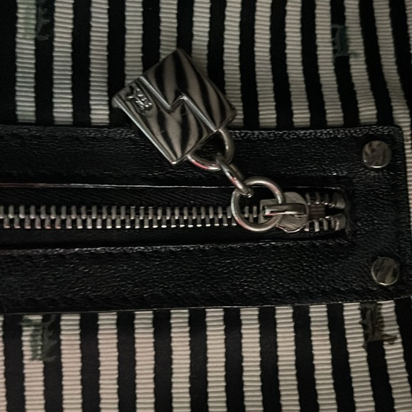 L.A.M.B. Gwen Stefani Black White Silver Stripe Leather Bag Clutch Tote Vintage - Picture 7 of 12